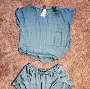 Satin VS Sleep Set